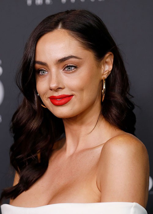 Aussie Model Elle Morris Shares Her Fave Beauty Products 