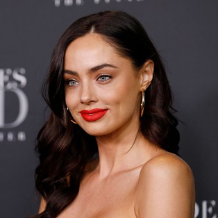 Aussie Model Elle Morris Shares Her Fave Beauty Products 