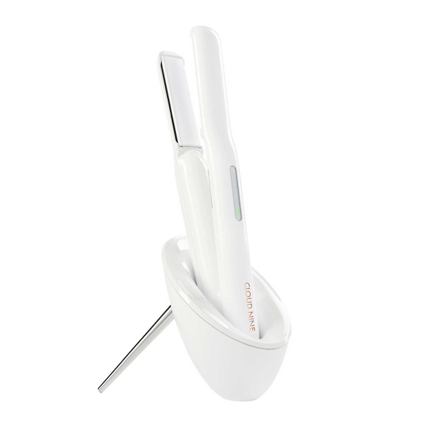 Cloud Nine The Cordless Iron Pro hair straightener